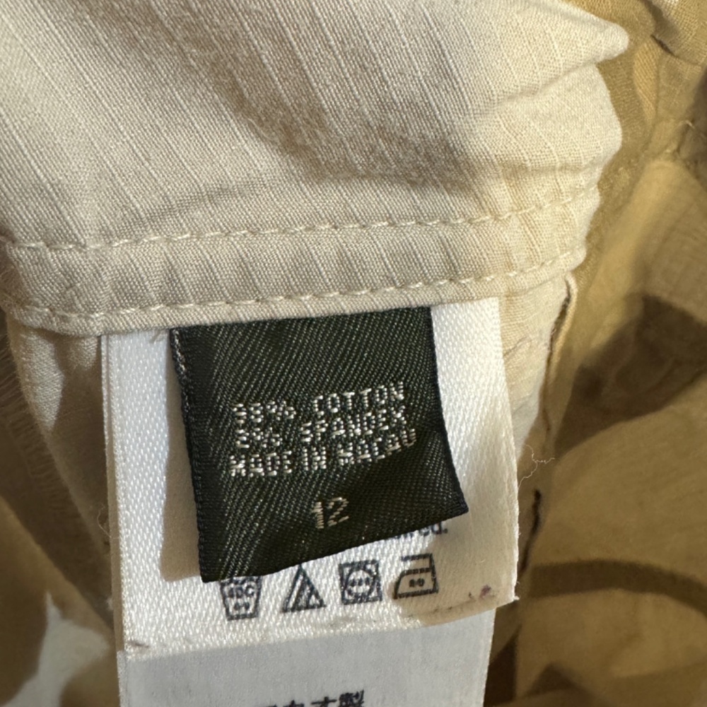 Eddie Bauer Womens Vashon Fit Rip Stop Capri Pants Beige Size 12 Gorpcore - Picture 2 of 14